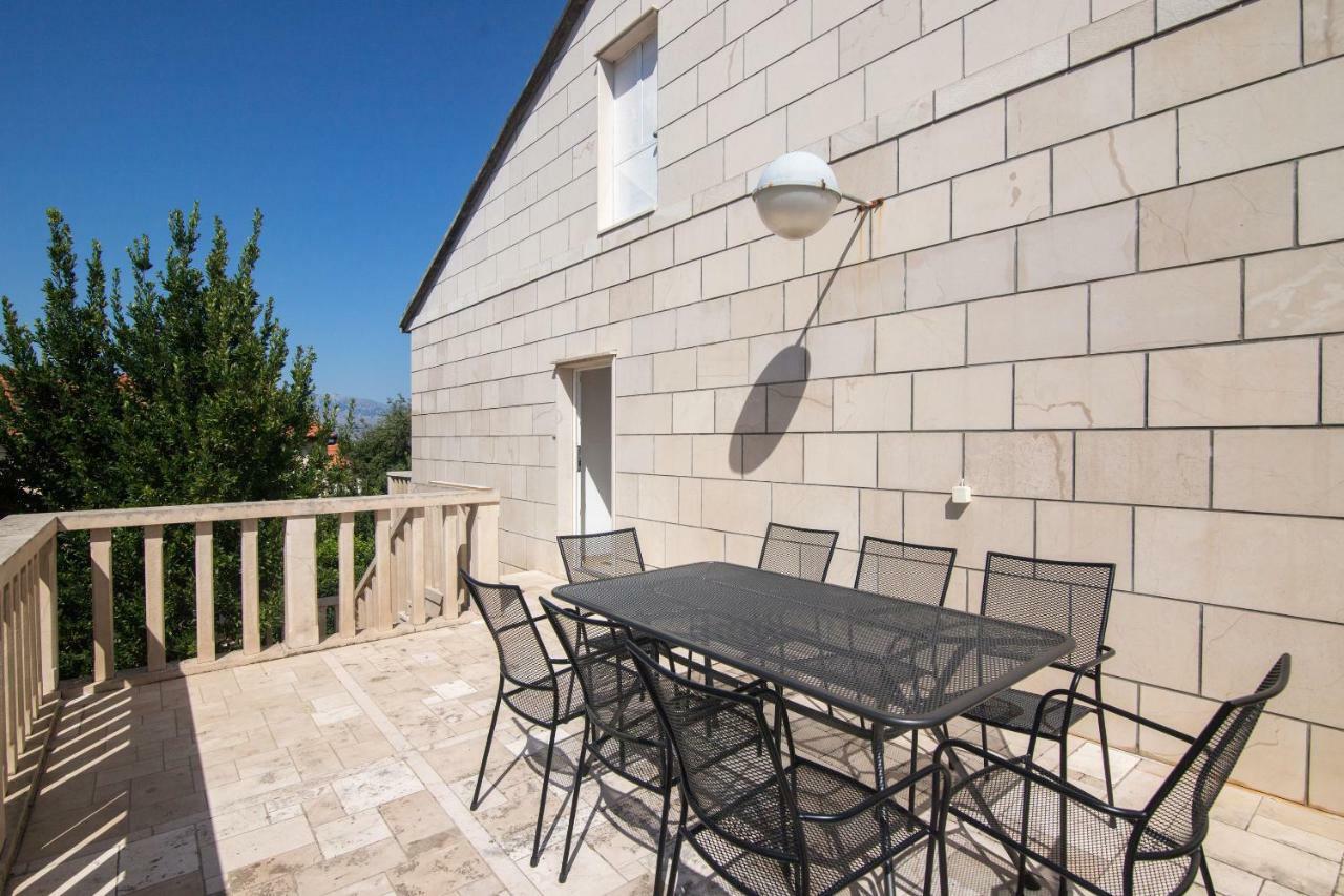 Apartment Jerka Supetar Exterior photo